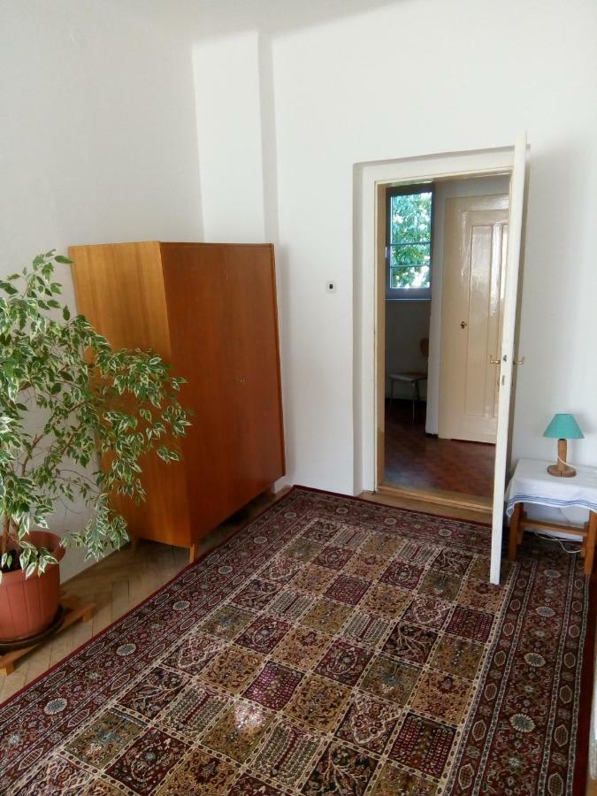Apartricanova Prag Dış mekan fotoğraf